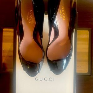 Gucci Patent Leather Peep Toe Stilletos IT 40/US10